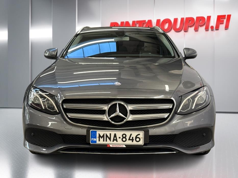 MERCEDES-BENZ E 2017
