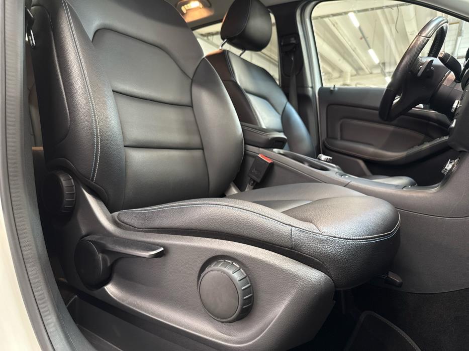 MERCEDES-BENZ B 2016