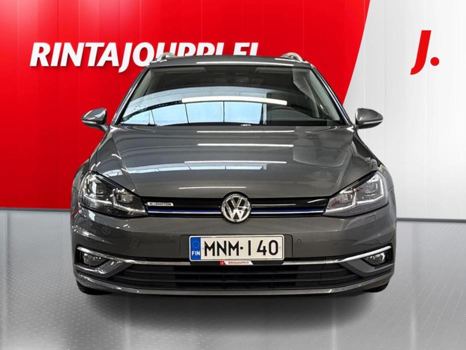 VOLKSWAGEN Golf 2018