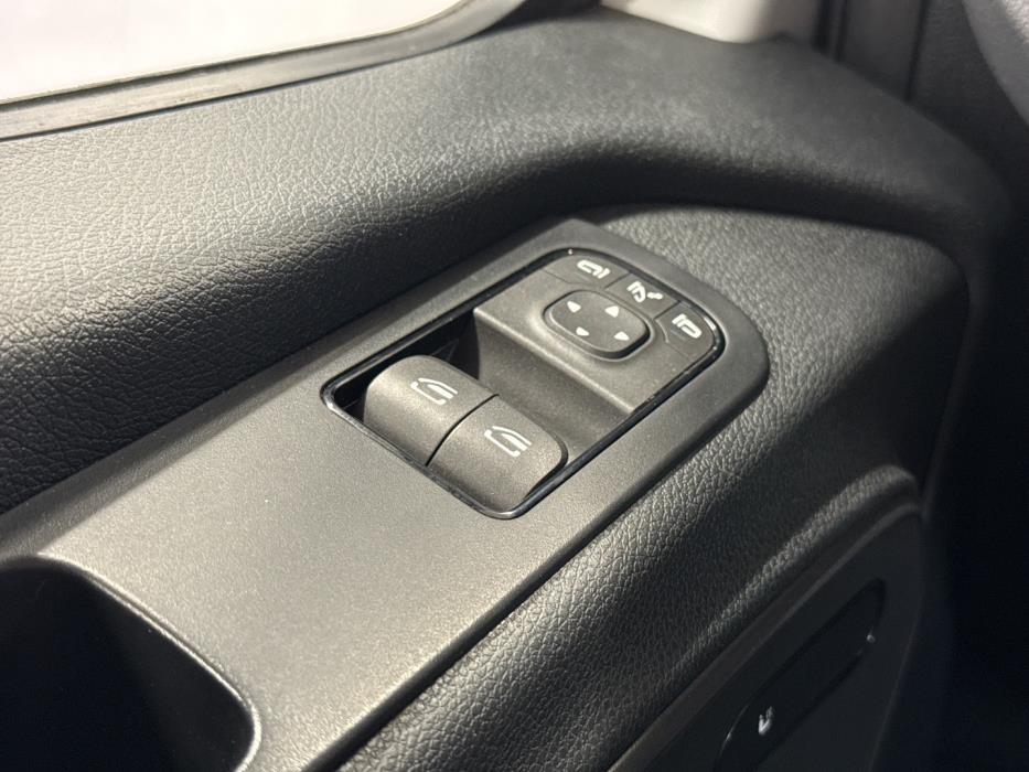 MERCEDES-BENZ Sprinter 2022