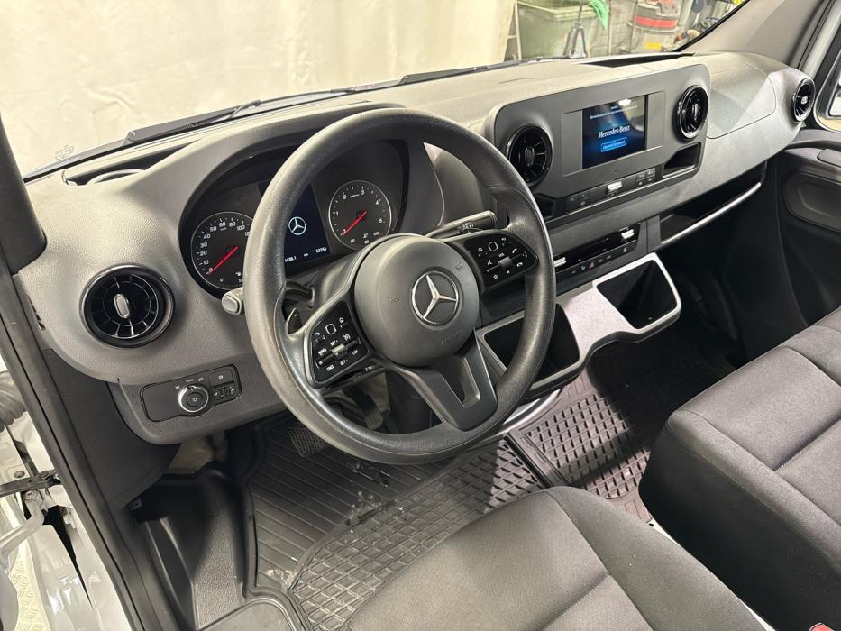MERCEDES-BENZ Sprinter 2022