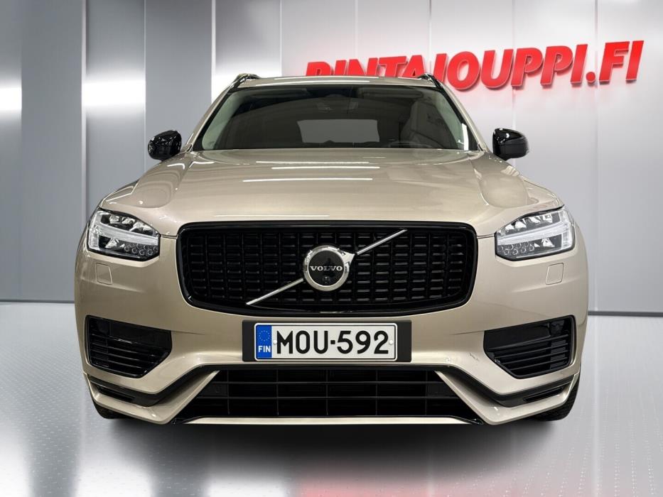 VOLVO XC90 2023