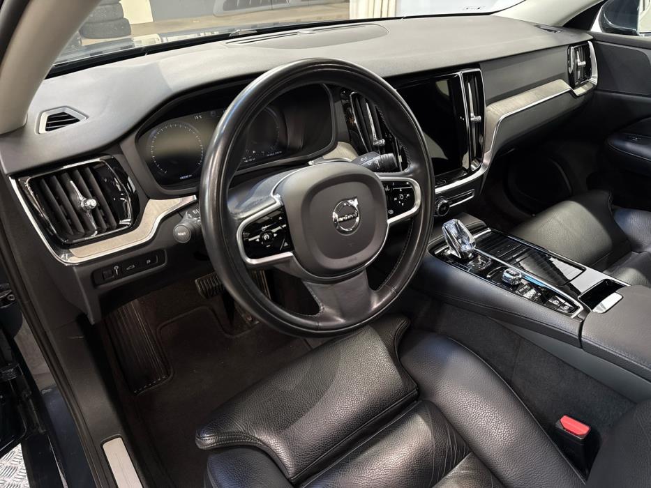 VOLVO S60 2021