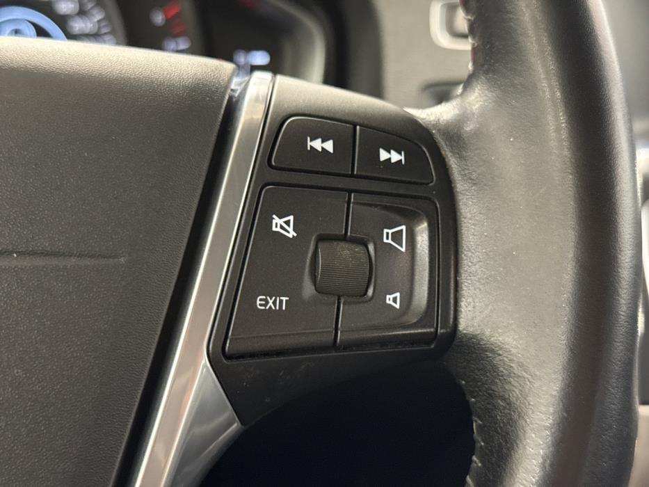 VOLVO V60 Cross Country 2016