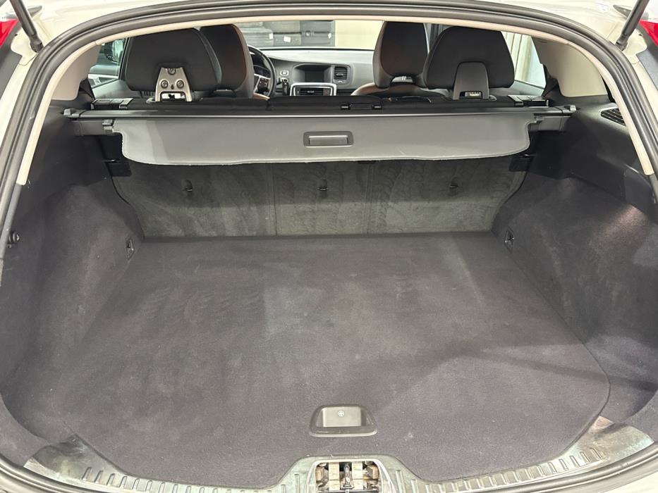 VOLVO V60 Cross Country 2016