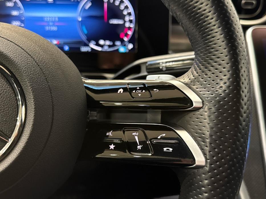 MERCEDES-BENZ C 2023