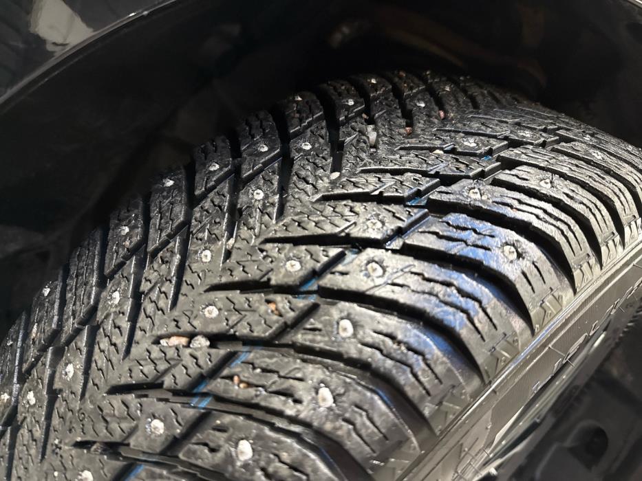 MERCEDES-BENZ C 2023