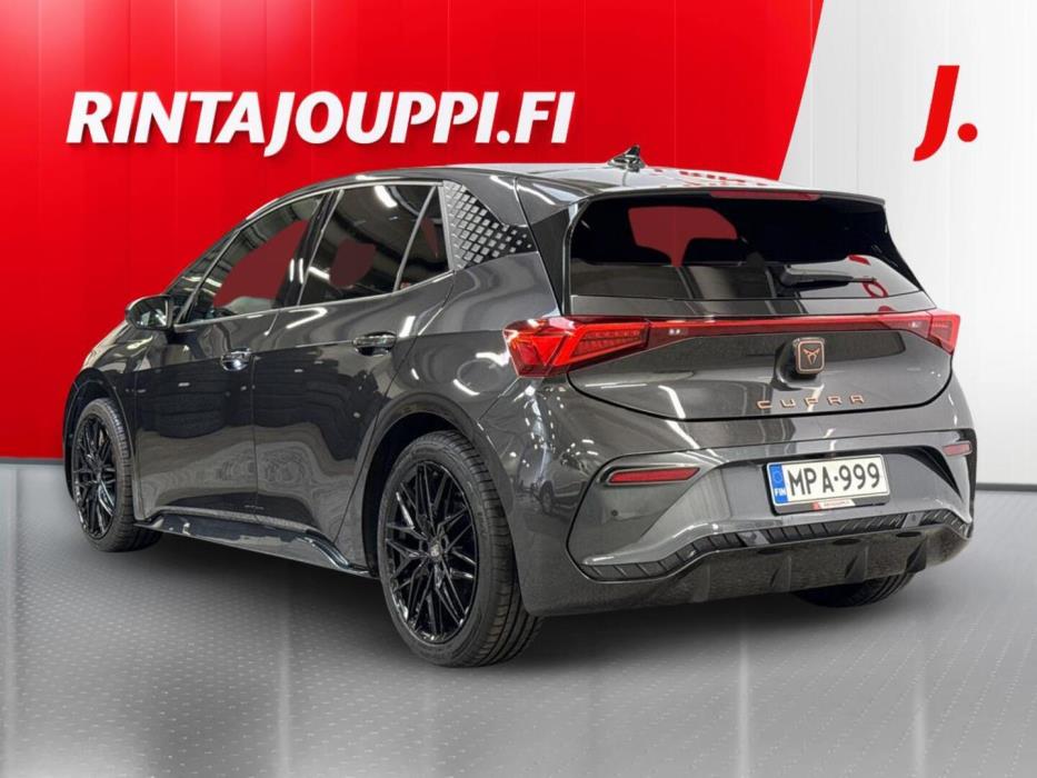 CUPRA Born 2023