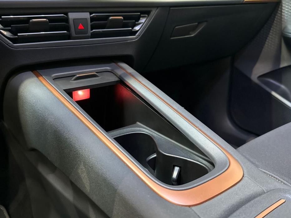 CUPRA Born 2023