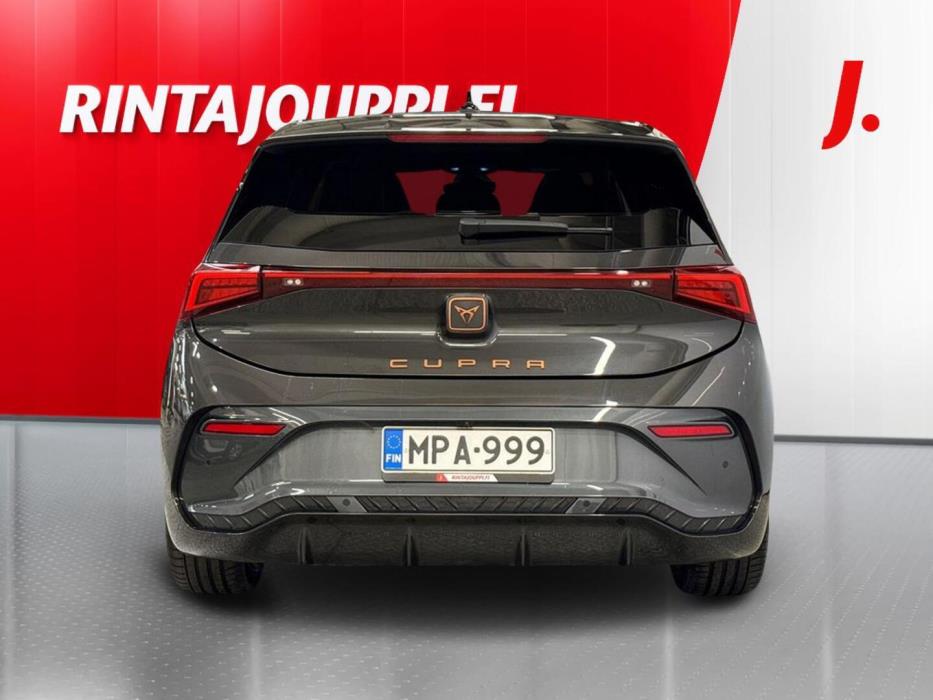 CUPRA Born 2023