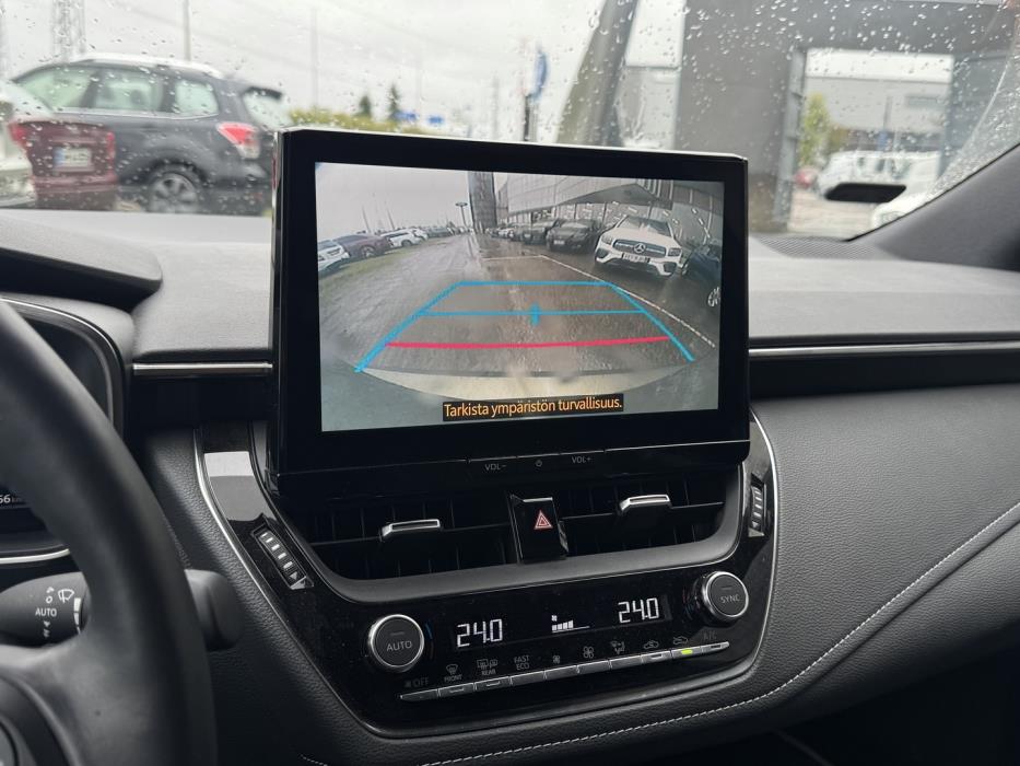 TOYOTA Corolla 2024