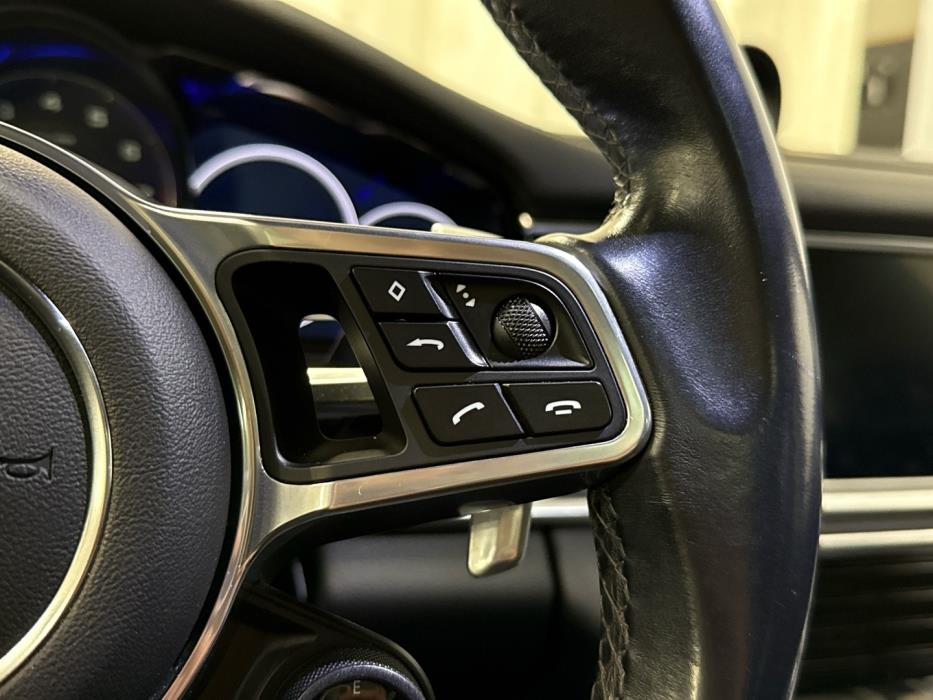 PORSCHE Panamera 2020