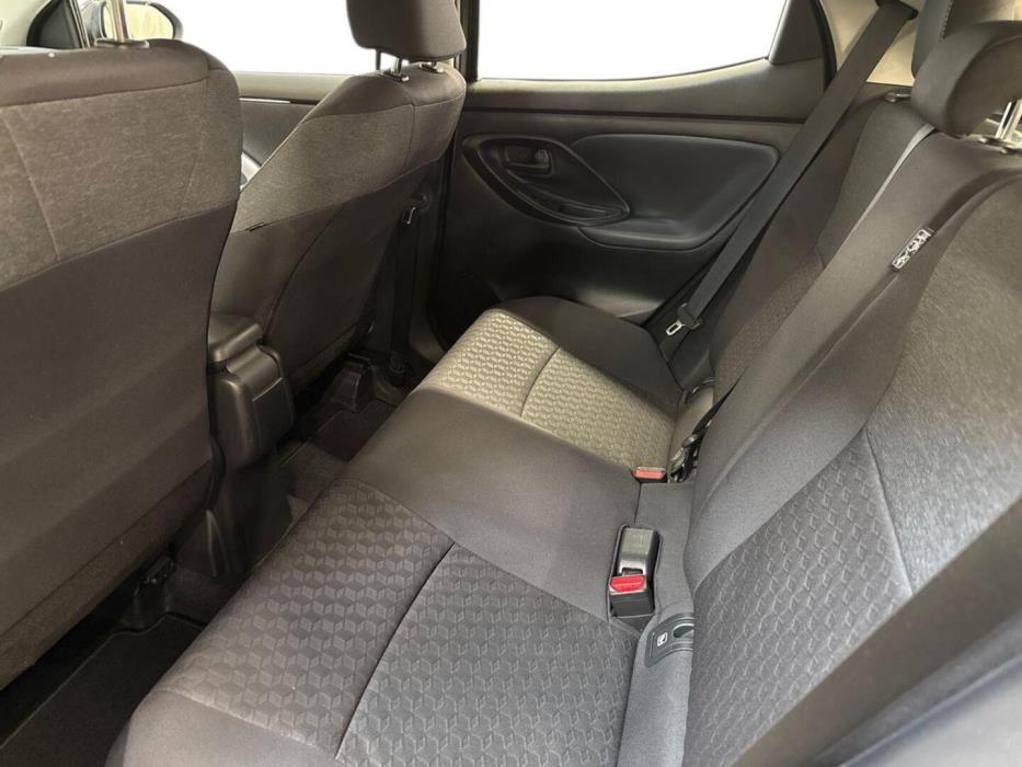 TOYOTA Yaris 2024