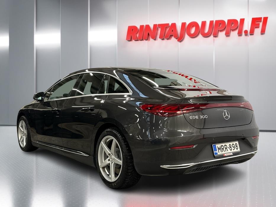 MERCEDES-BENZ EQE 2025