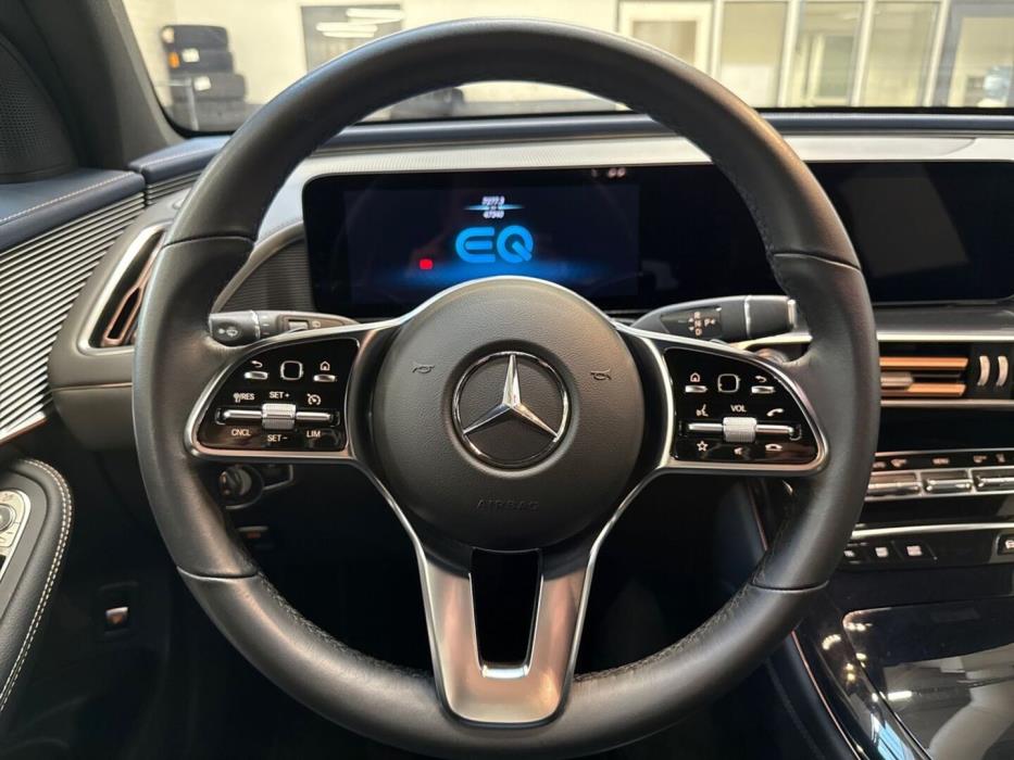 MERCEDES-BENZ EQC 2022