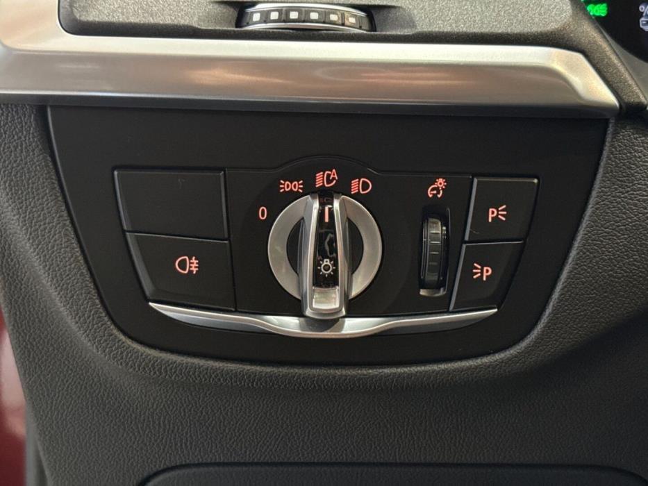 BMW iX3 2023