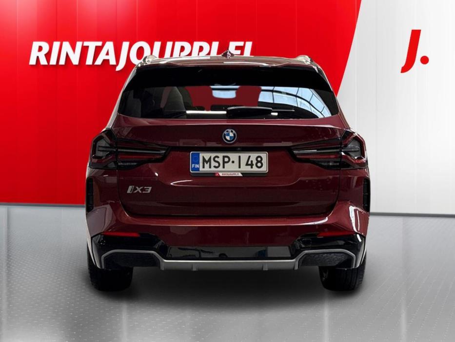 BMW iX3 2023