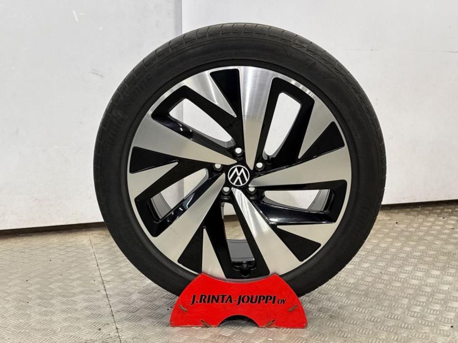 VOLKSWAGEN ID.4 2023