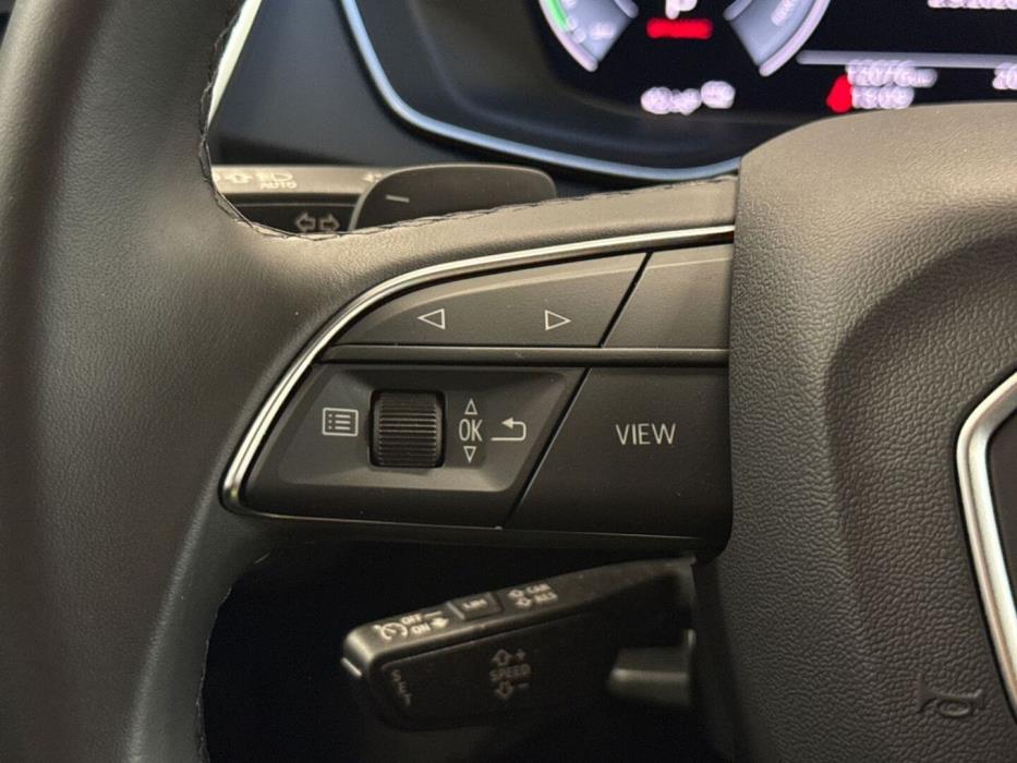 AUDI Q5 2024