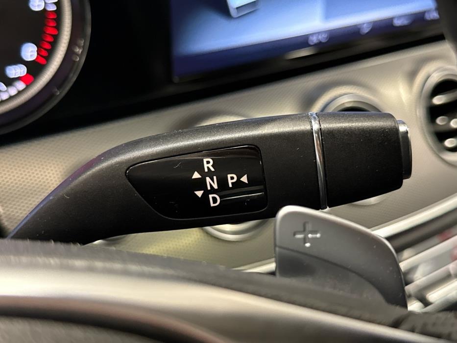 MERCEDES-BENZ E 2017