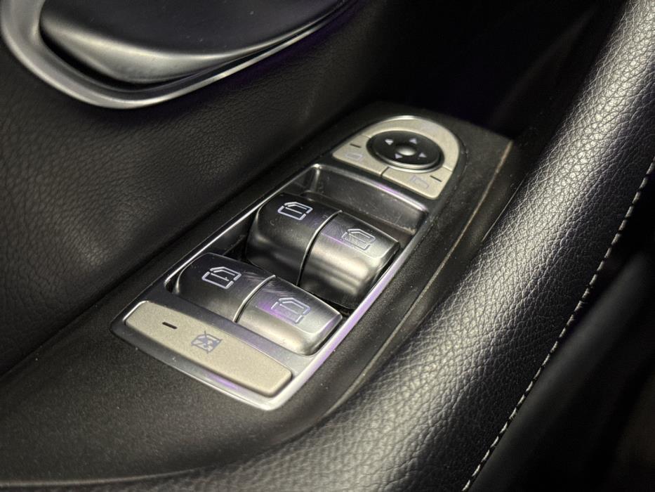 MERCEDES-BENZ E 2017