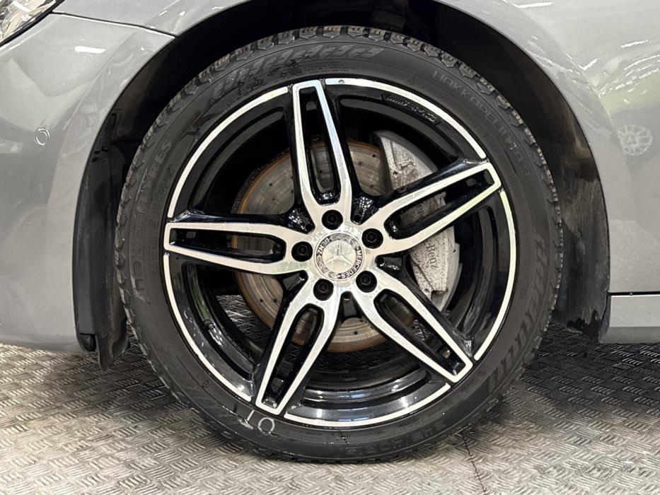 MERCEDES-BENZ E 2017