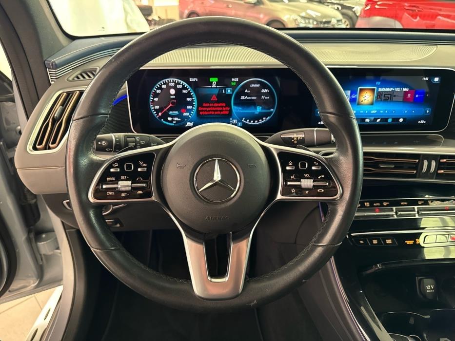 MERCEDES-BENZ EQC 2020
