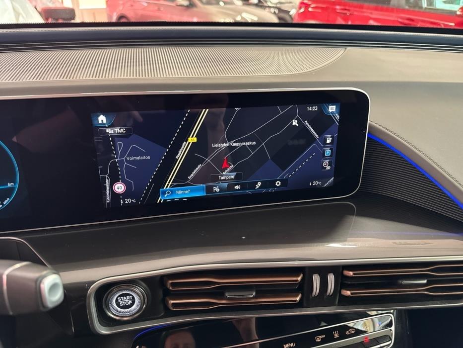 MERCEDES-BENZ EQC 2020