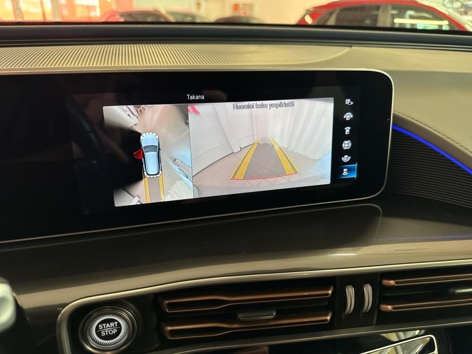 MERCEDES-BENZ EQC 2020
