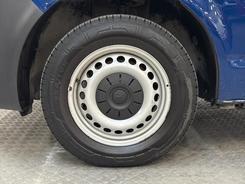 VOLKSWAGEN Transporter 2021