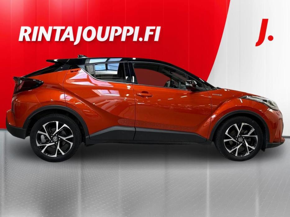 TOYOTA C-HR 2021