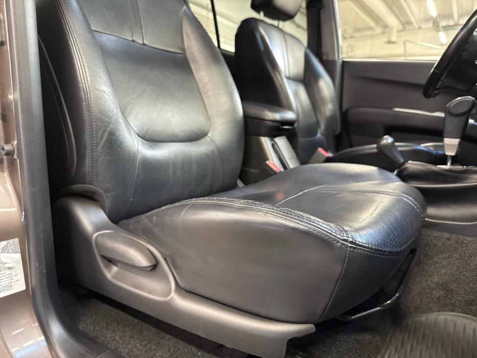 MITSUBISHI L200 2015