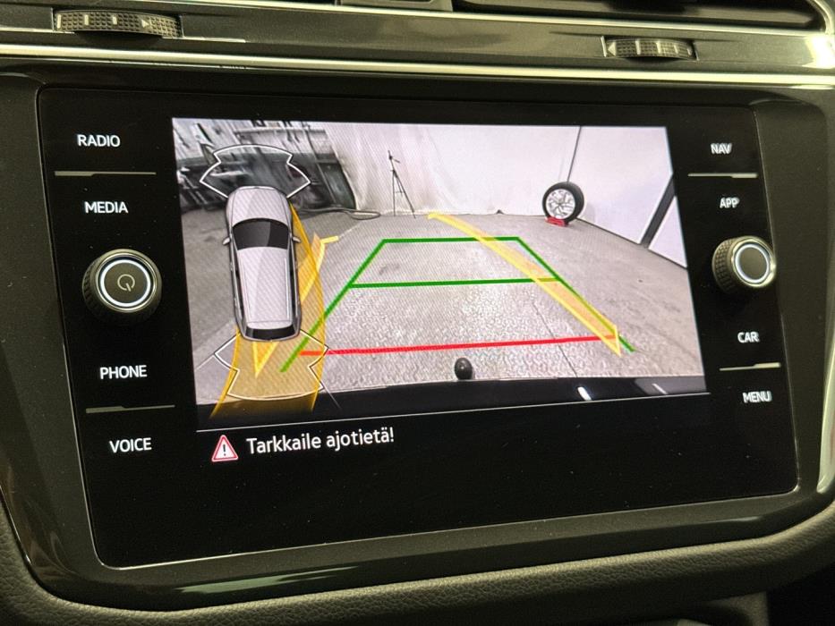 VOLKSWAGEN Tiguan 2022