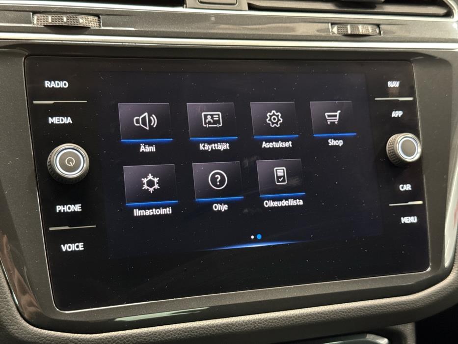 VOLKSWAGEN Tiguan 2022