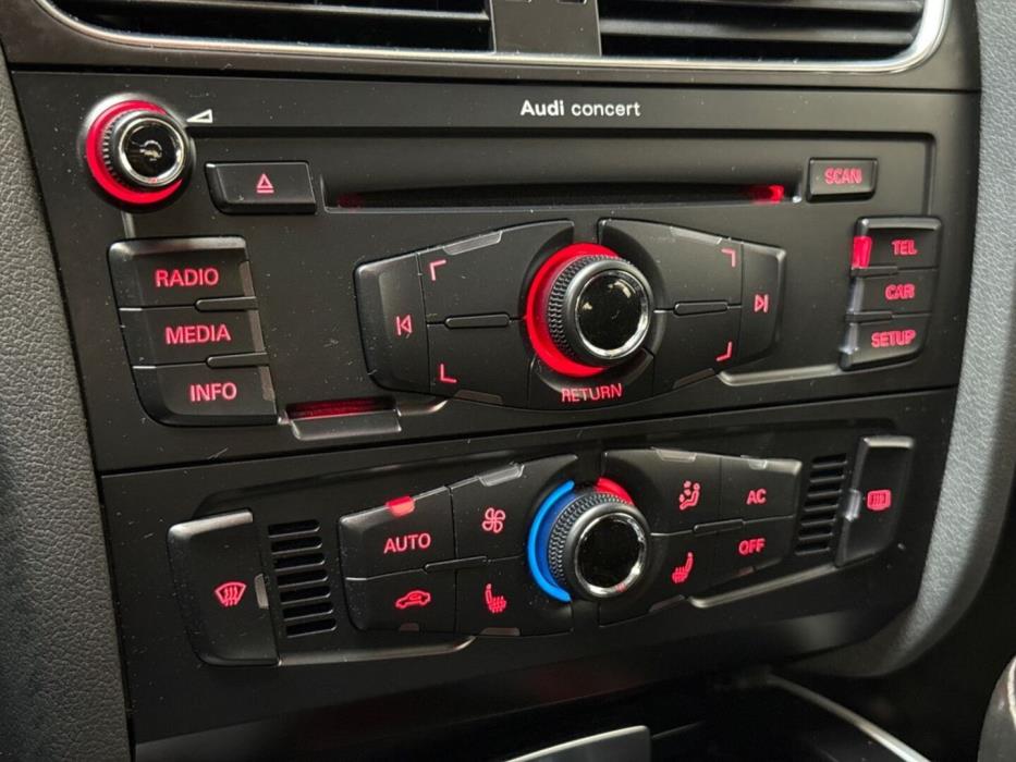 AUDI A4 2012