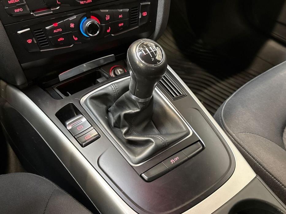AUDI A4 2012