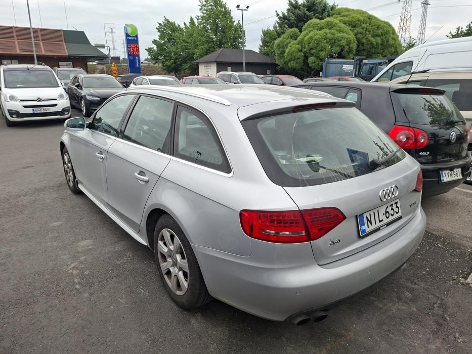 AUDI A4 2012