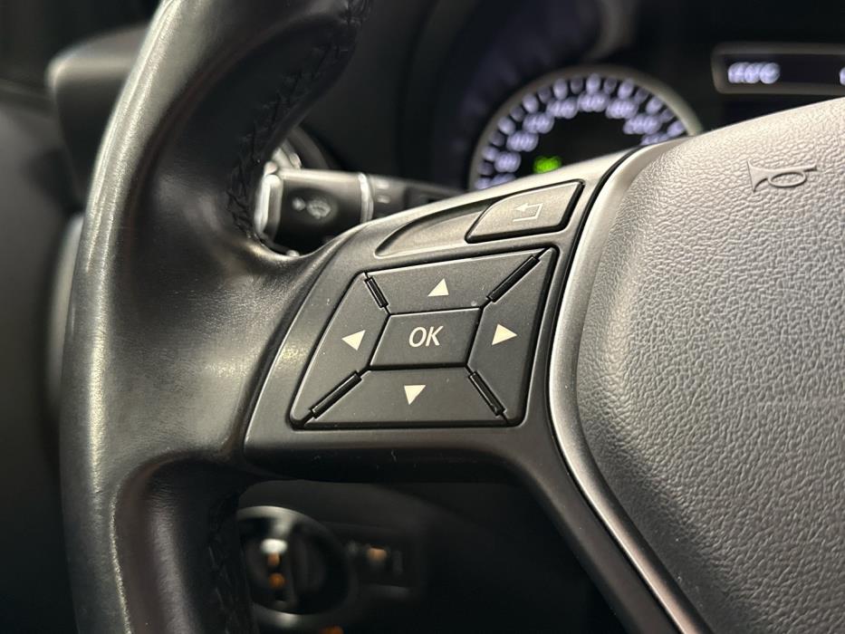 MERCEDES-BENZ A 2013