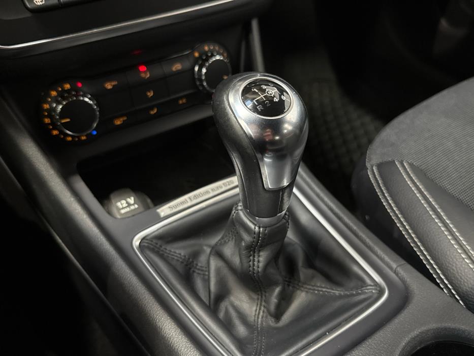 MERCEDES-BENZ A 2013