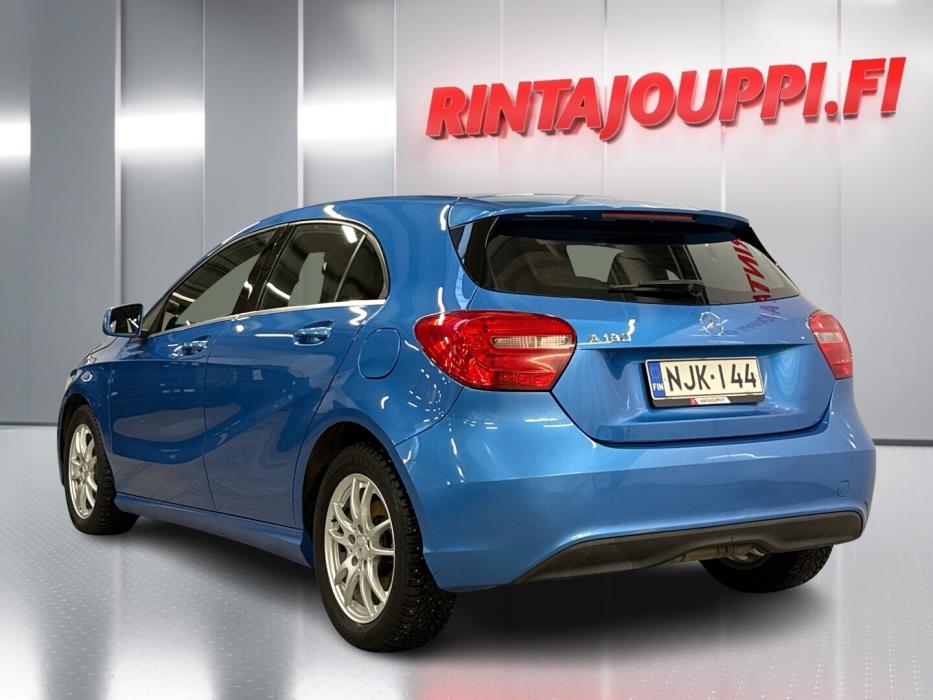 MERCEDES-BENZ A 2013