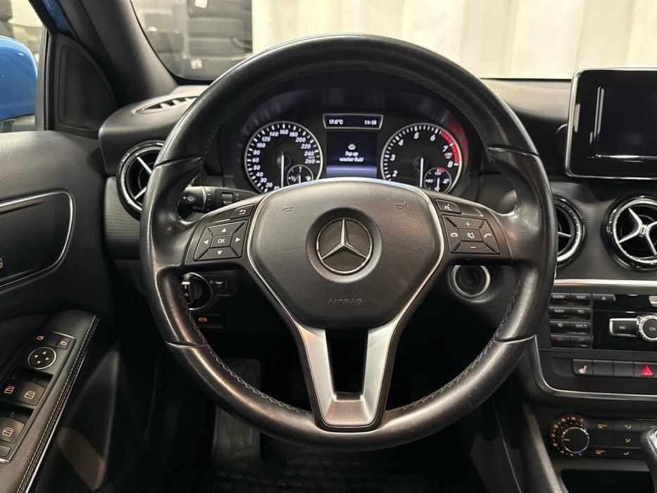 MERCEDES-BENZ A 2013