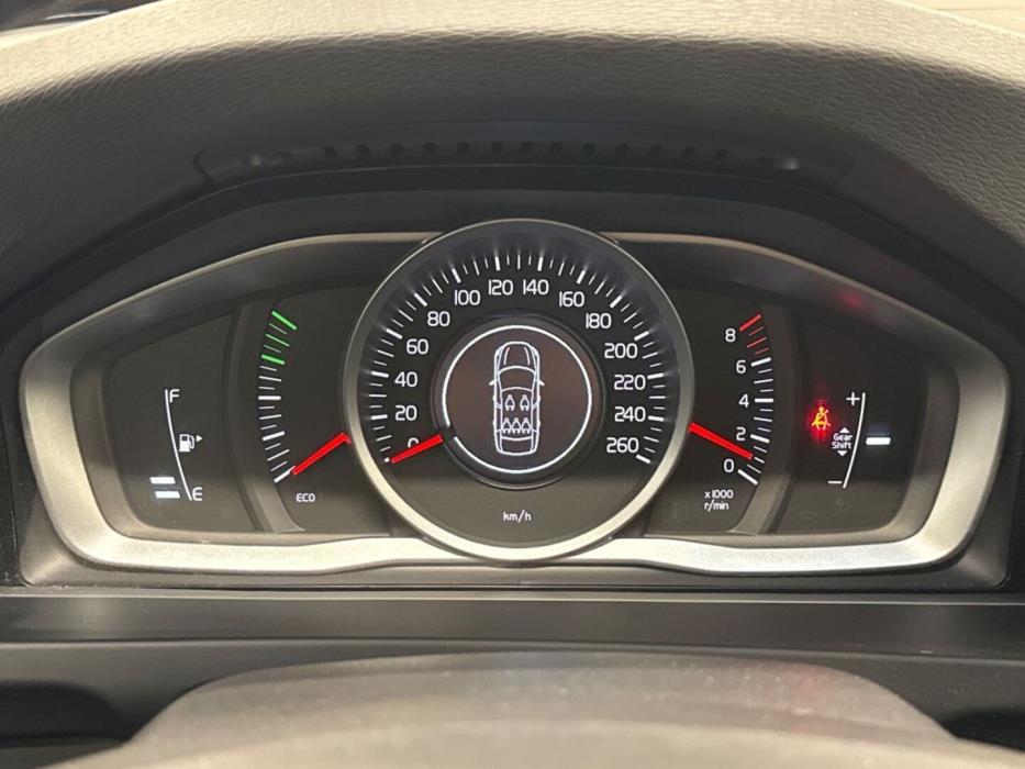 VOLVO V60 2014