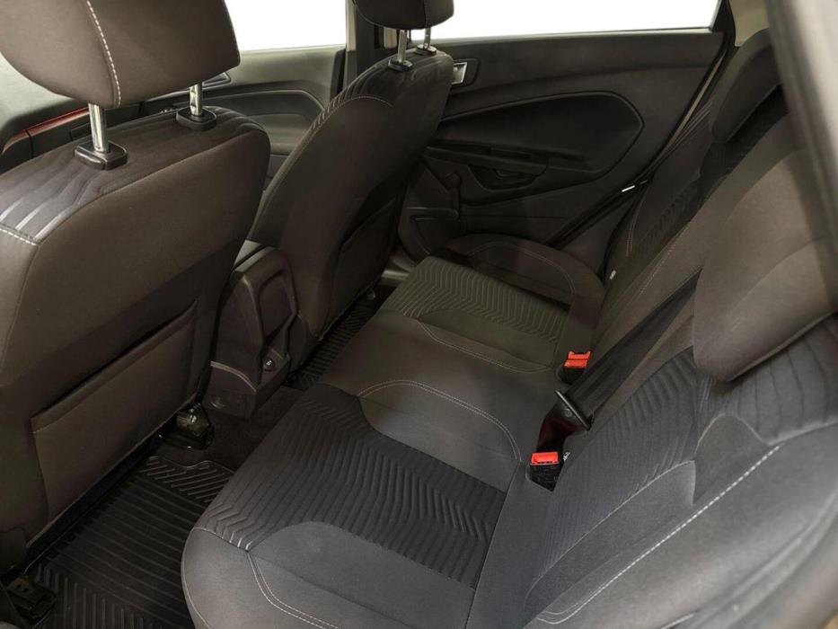 FORD Fiesta 2015