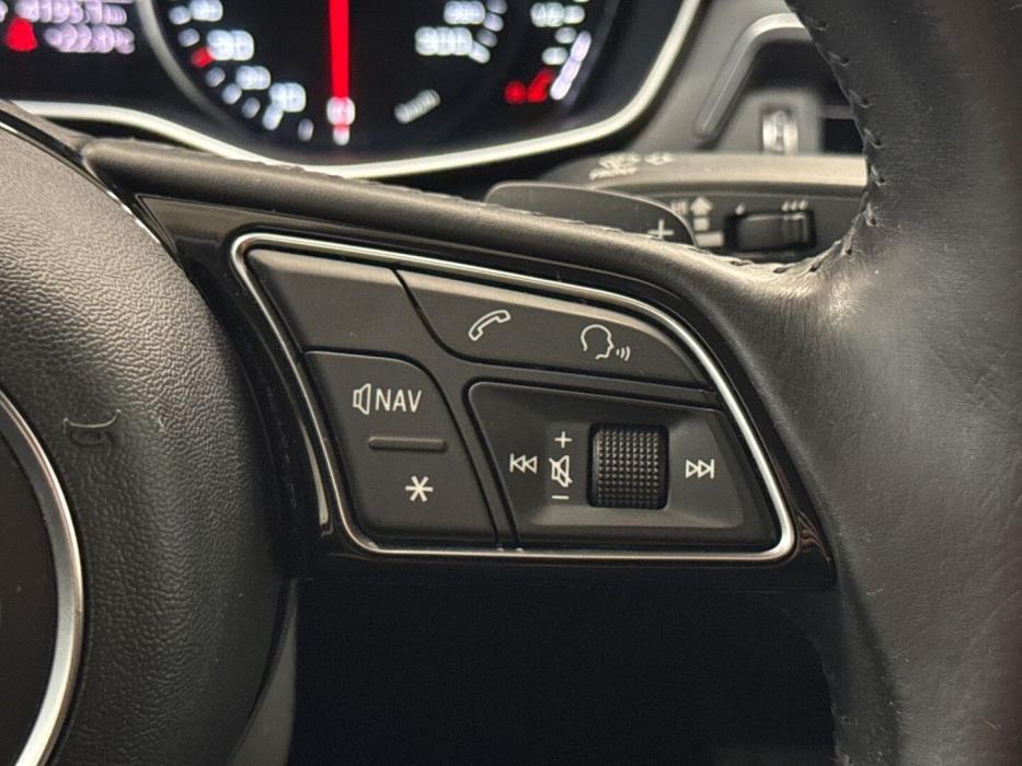 AUDI A4 2016