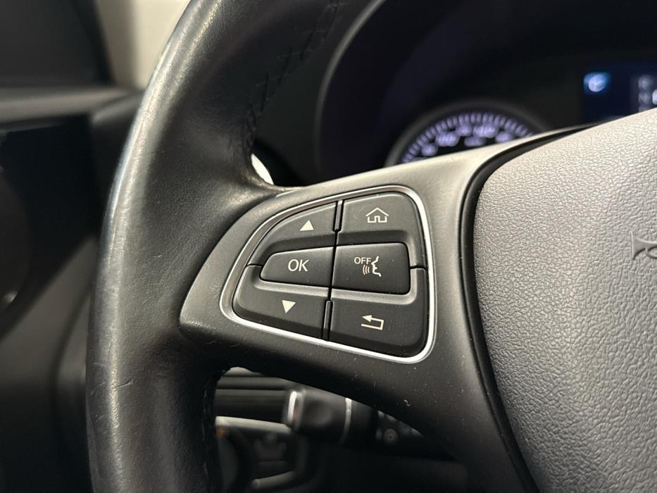 MERCEDES-BENZ C 2016