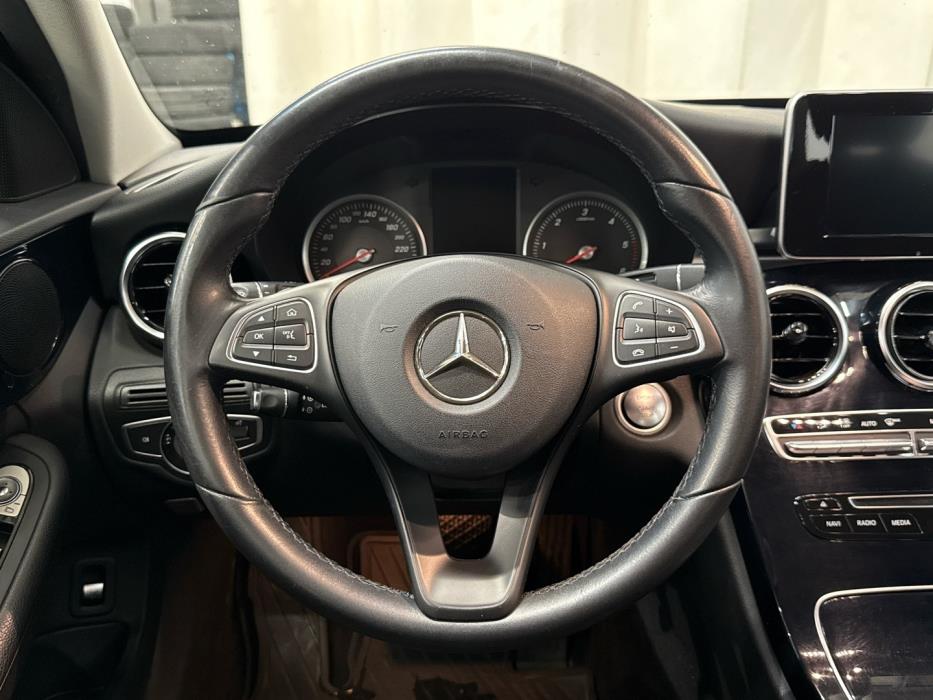 MERCEDES-BENZ C 2016