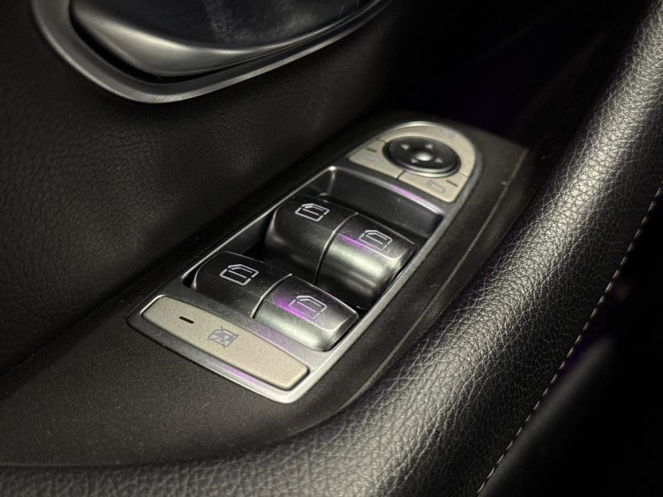 MERCEDES-BENZ E 2017