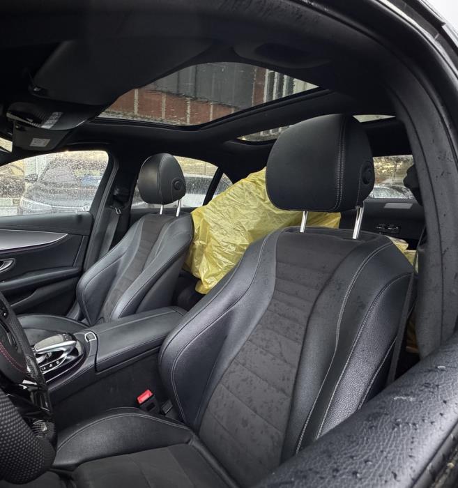 MERCEDES-BENZ E 2016