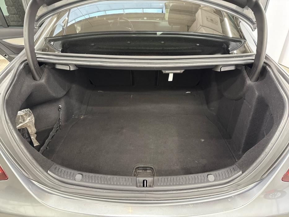 MERCEDES-BENZ E 2017