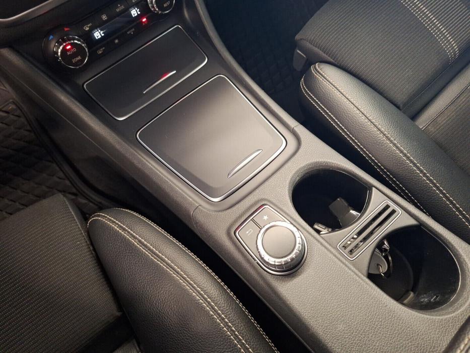 MERCEDES-BENZ CLA 2018